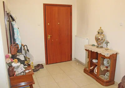 Cloakroom; tile floor