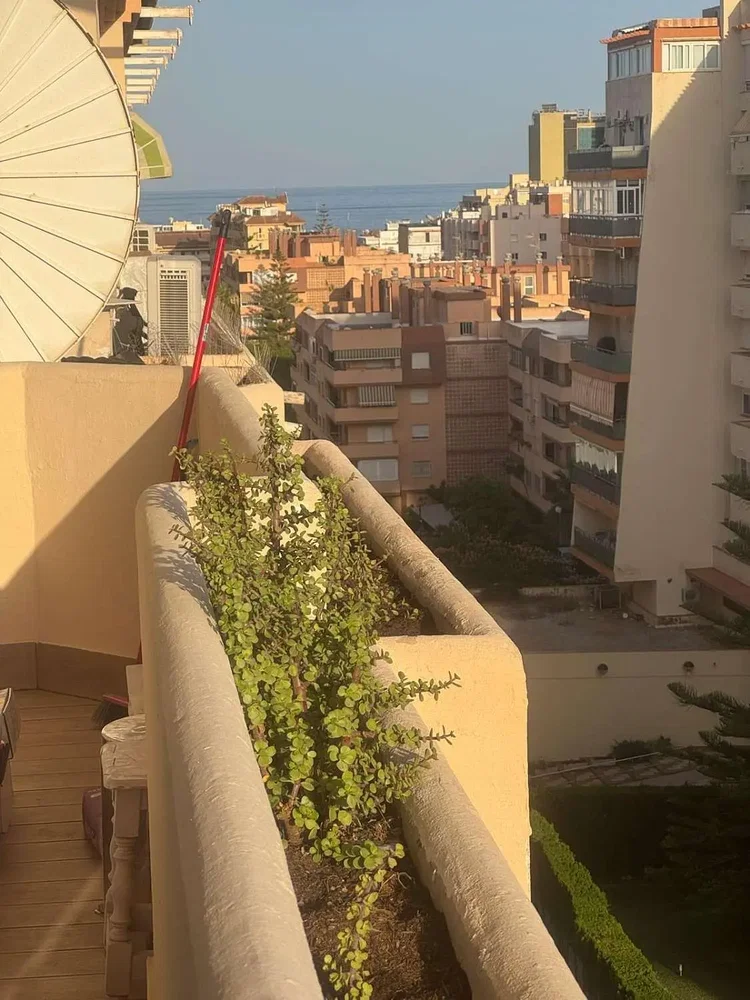 Balkon; výhled, přirozené světlo