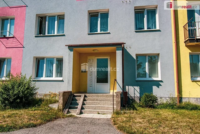 House and surroundings