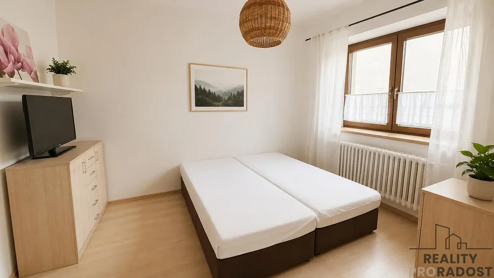 Bedroom; wood floor, natural light