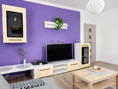 Wohnzimmer; holzboden, tageslicht, moderner stil