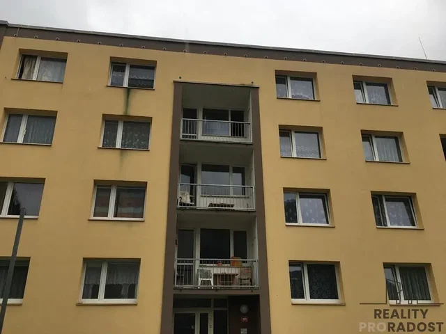 House and surroundings