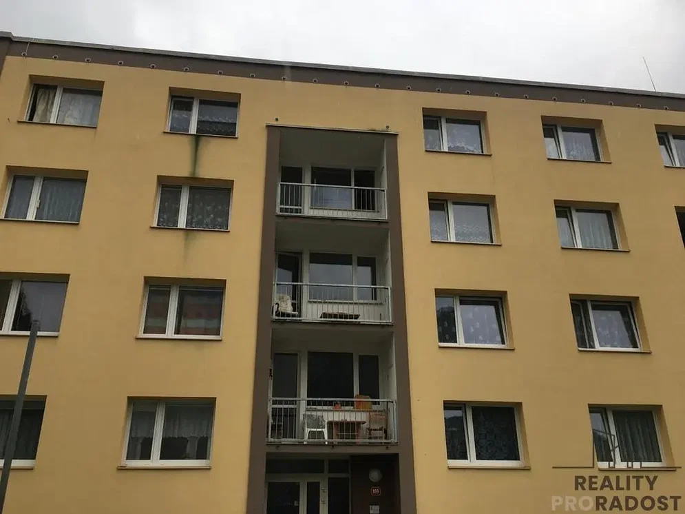 House and surroundings