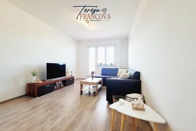 Sala de estar; luz natural, estilo moderno