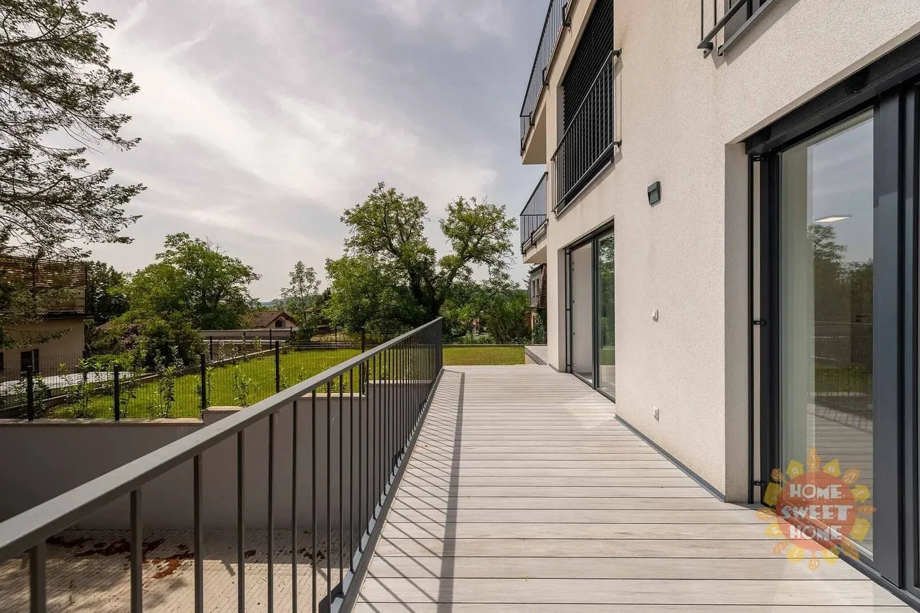 Balcone; vista, luce naturale