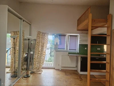Küche; tageslicht, holzboden, küchengeräte