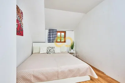 Bedroom; wood floor, natural light