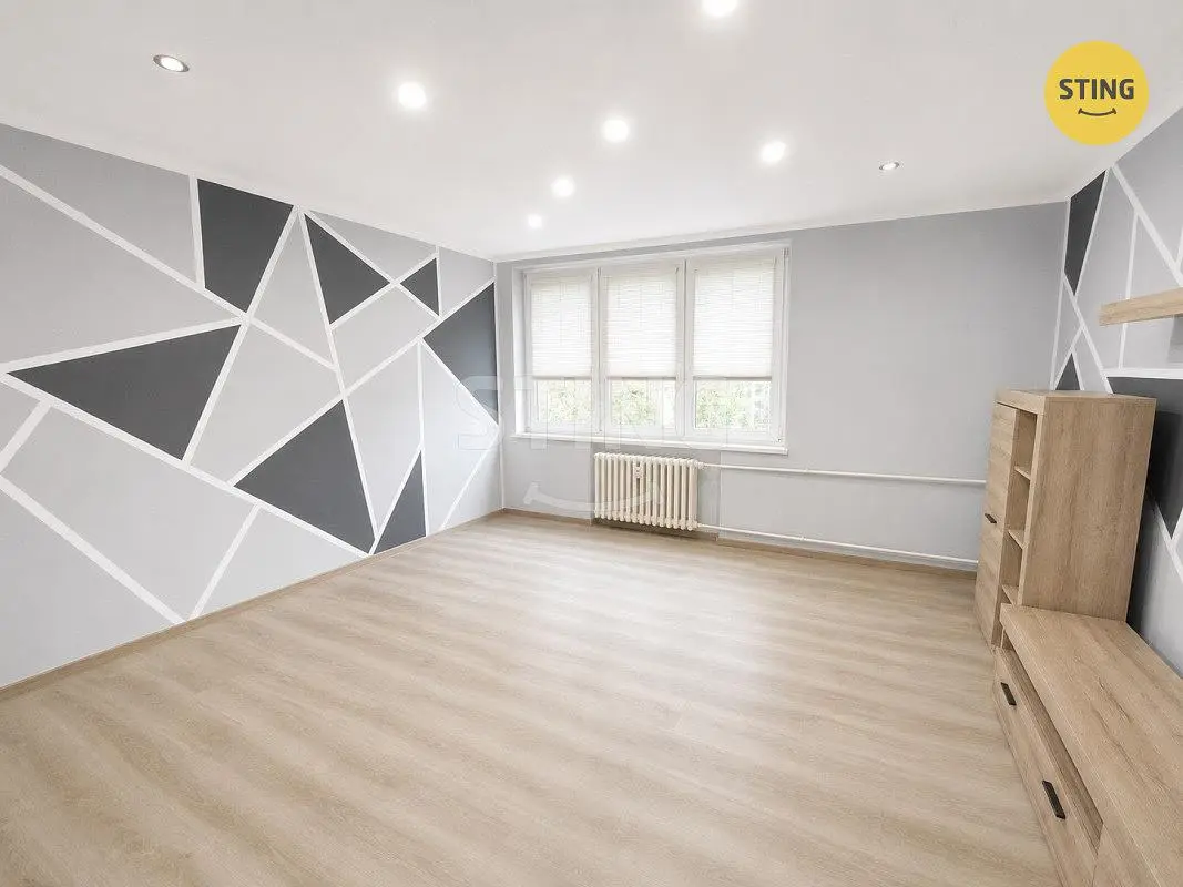 Other; natural light, wood floor, renovated