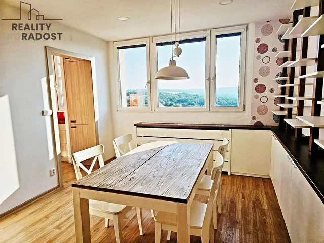 Kitchen; view, wood floor, natural light
