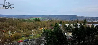 Haus und umgebung; blick, tageslicht