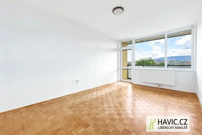 Altro; pavimento in legno, luce naturale, vista