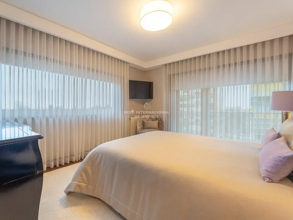 Schlafzimmer; tageslicht, moderner stil