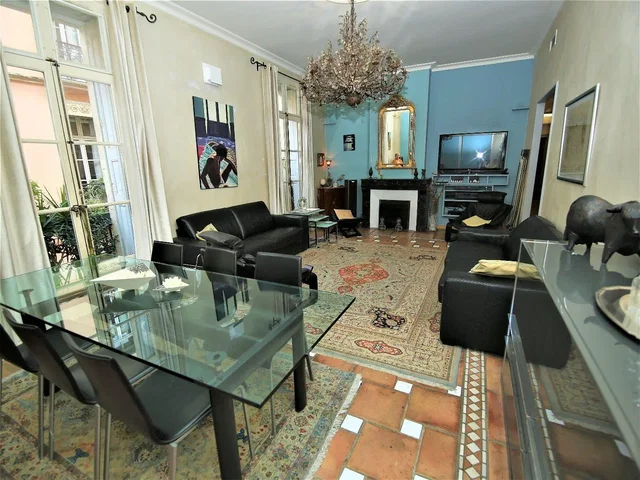 Salon
