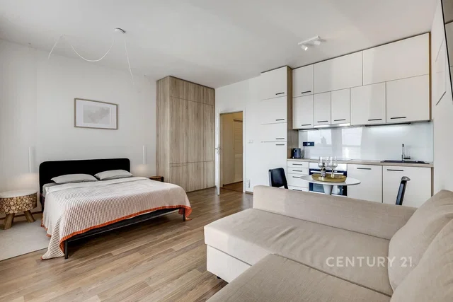 Chambre; électroménager, parquet, lumière naturelle, style moderne