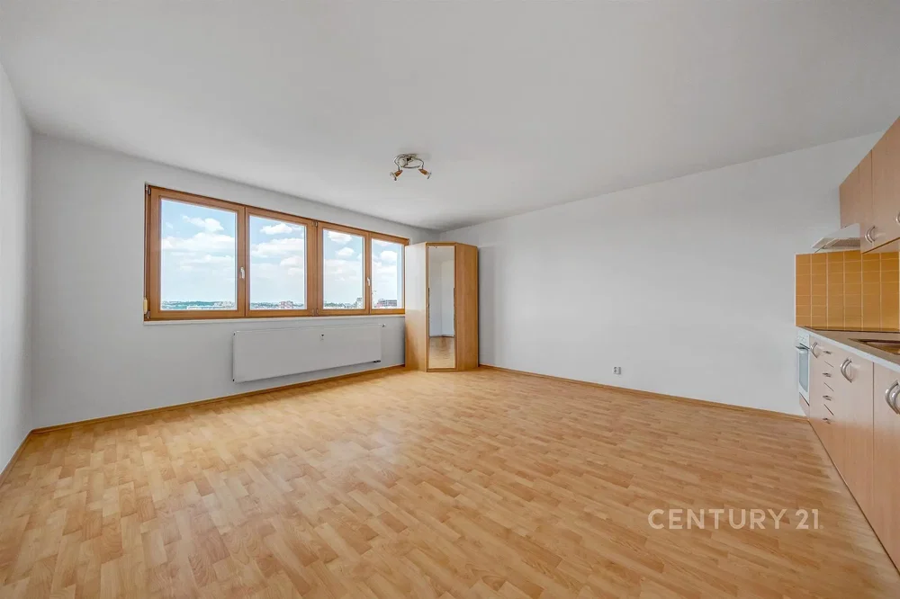 Küche; holzboden, tageslicht, blick