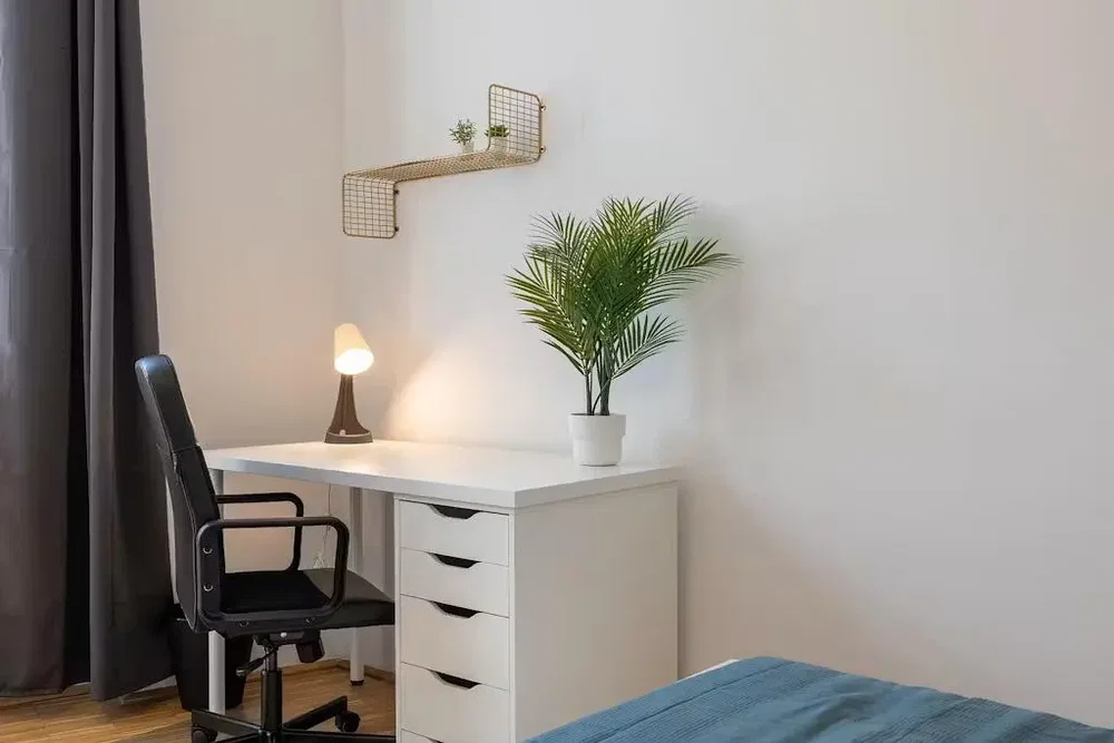 Bedroom; wood floor, natural light