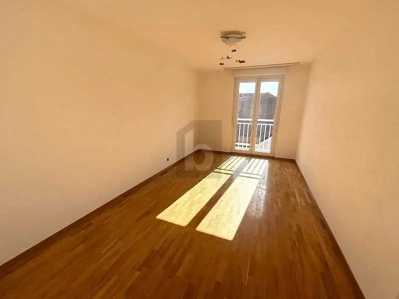 Autre; parquet, lumière naturelle