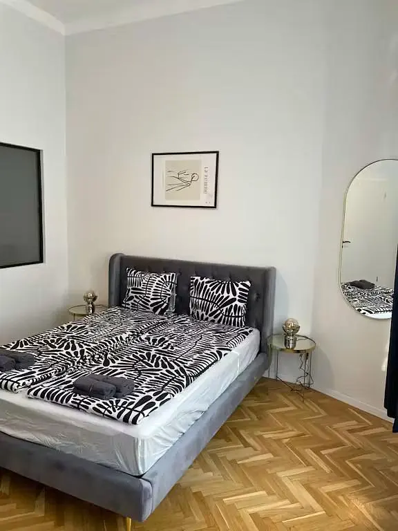 Хол