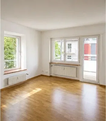 Salon; parquet, lumière naturelle