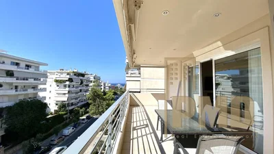 Balkon; pogled, prirodna svjetlost