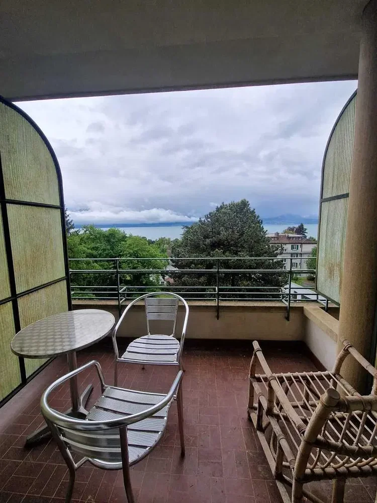 Balkon; manzara, doğal ışık
