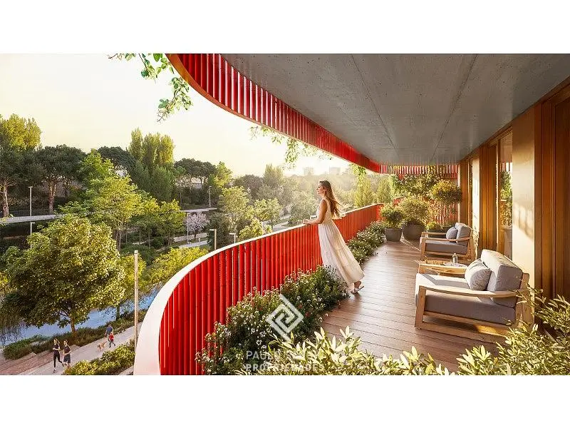Balcon; vue, lumière naturelle, style moderne