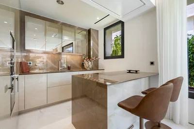 Cocina; electrodomésticos, luz natural, estilo moderno