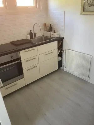 Kuhinja; kućanski aparati, pločice