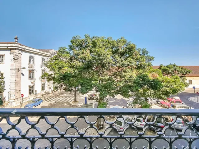 Balcon; vue, lumière naturelle