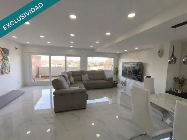 Living room; natural light, tile floor, modern style