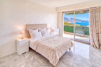 Schlafzimmer; blick, fliesenboden, tageslicht