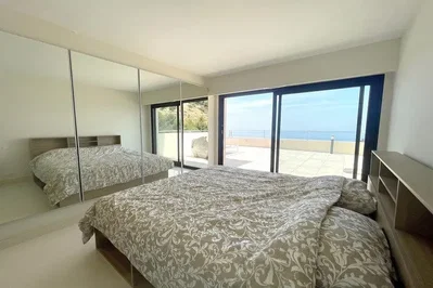 Schlafzimmer; blick, tageslicht, moderner stil