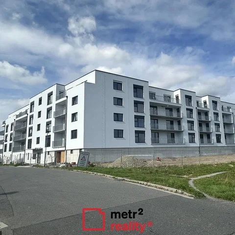 House and surroundings