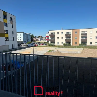 Balcony; view, natural light