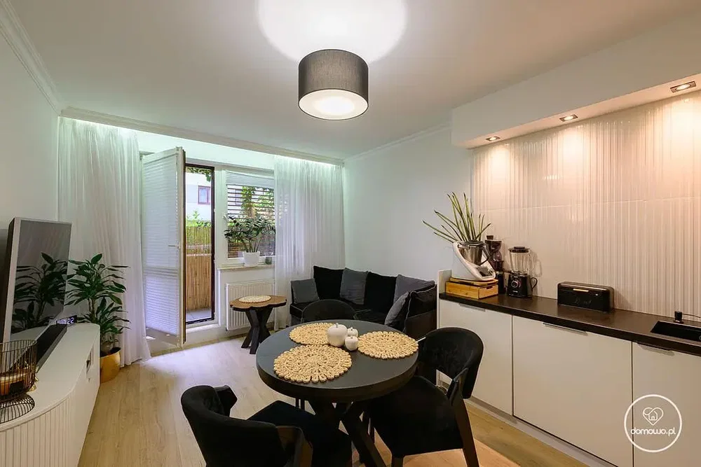 Salón; luz natural, estilo moderno, electrodomésticos