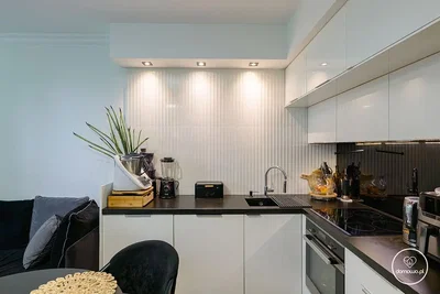 Cocina; electrodomésticos, renovado, luz natural