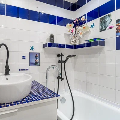 Badezimmer; fliesenboden, tageslicht