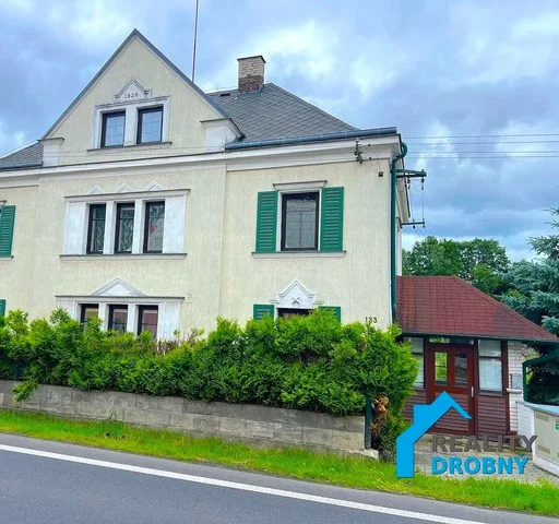 Casa e arredores