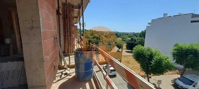 Балкон; поглед, природно светло