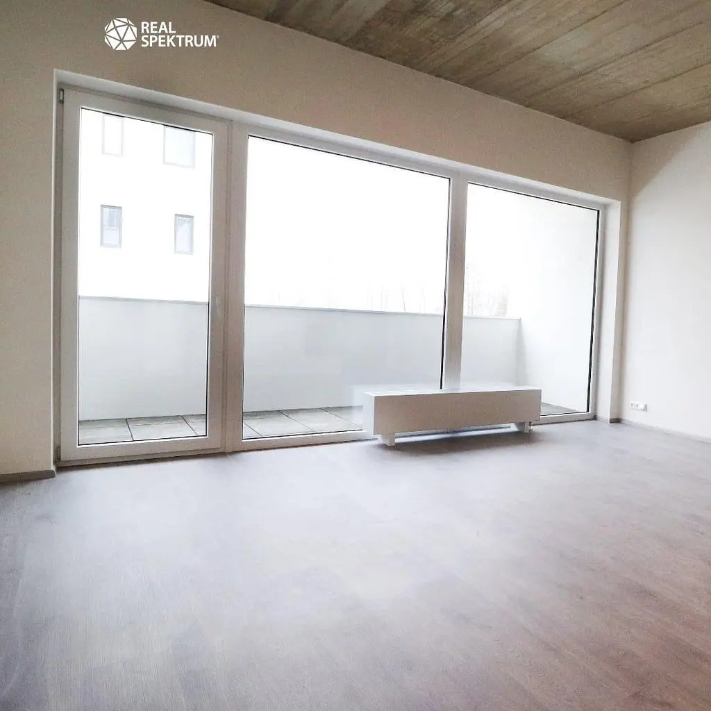 Living room; natural light, wood beams