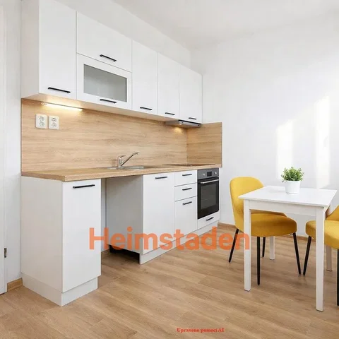 Cuisine; électroménager, parquet, lumière naturelle, style moderne