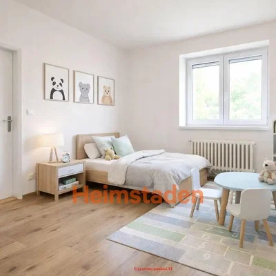 Camera da letto; pavimento in legno, luce naturale, stile moderno