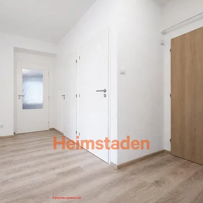 Overig; houten vloer, natuurlijk licht