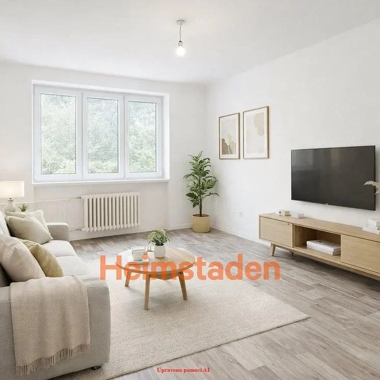 Obývačka; prirodzené svetlo, drevená podlaha, moderný štýl