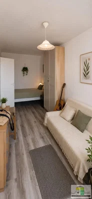 Living room; wood floor, natural light, modern style