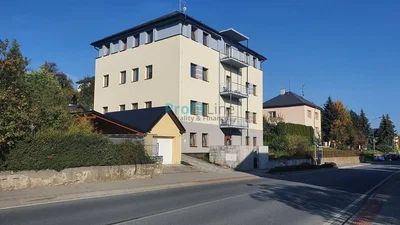 Haus und umgebung