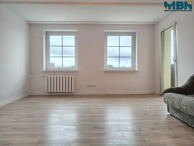 Salon; parquet, lumière naturelle