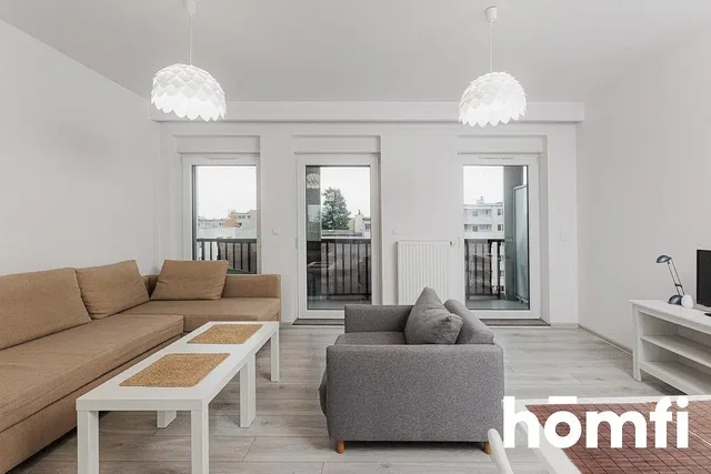 Wohnzimmer; blick, tageslicht, moderner stil, fliesenboden