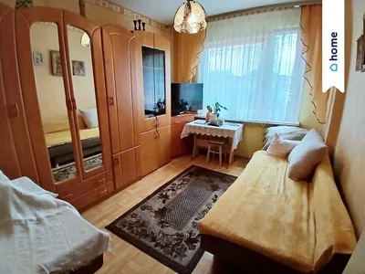 Schlafzimmer; tageslicht, holzboden