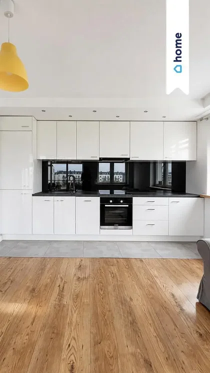 Küche; küchengeräte, holzboden, fliesenboden, tageslicht, moderner stil
